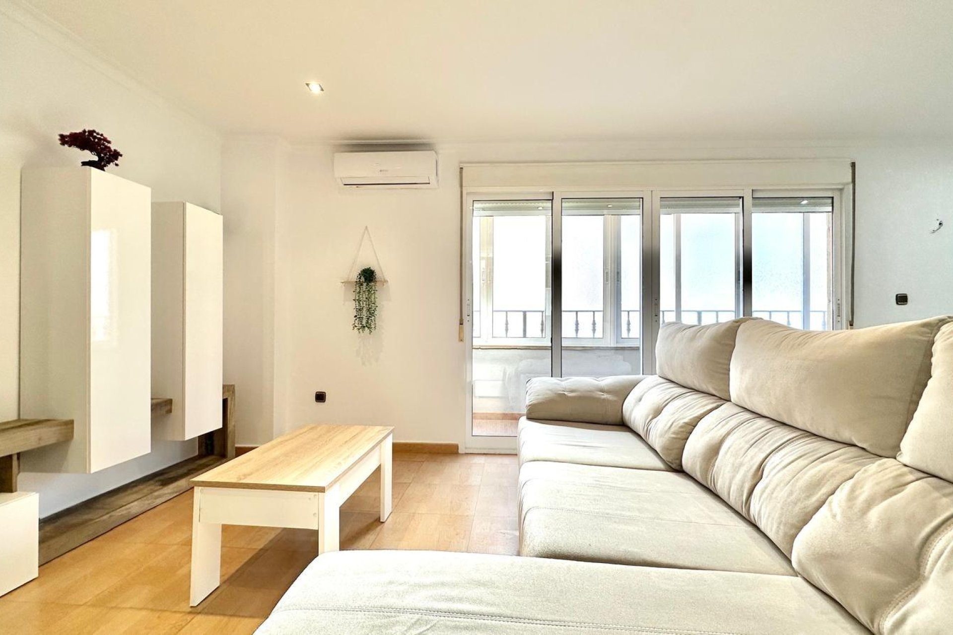 Revente - Appartement -
Torrevieja - Centro