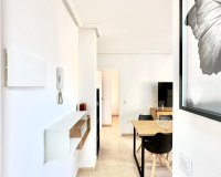 Revente - Appartement -
Torrevieja - Centro