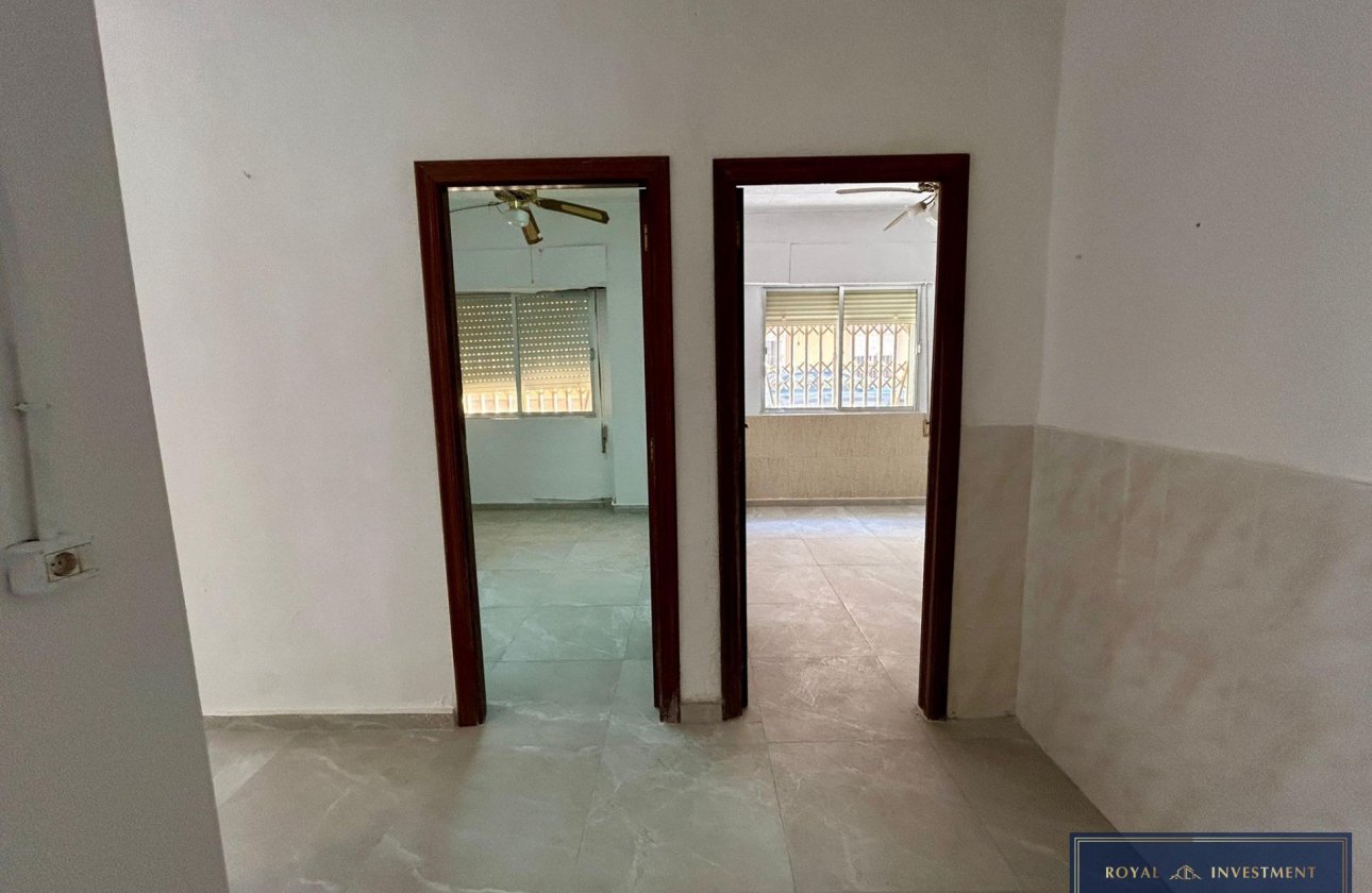 Revente - Appartement -
Torrevieja - Centro