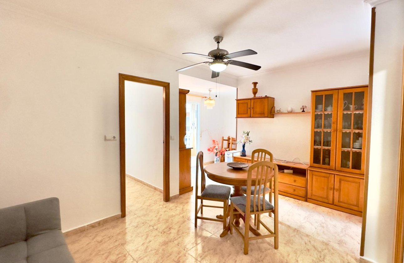 Revente - Appartement -
Torrevieja - Centro