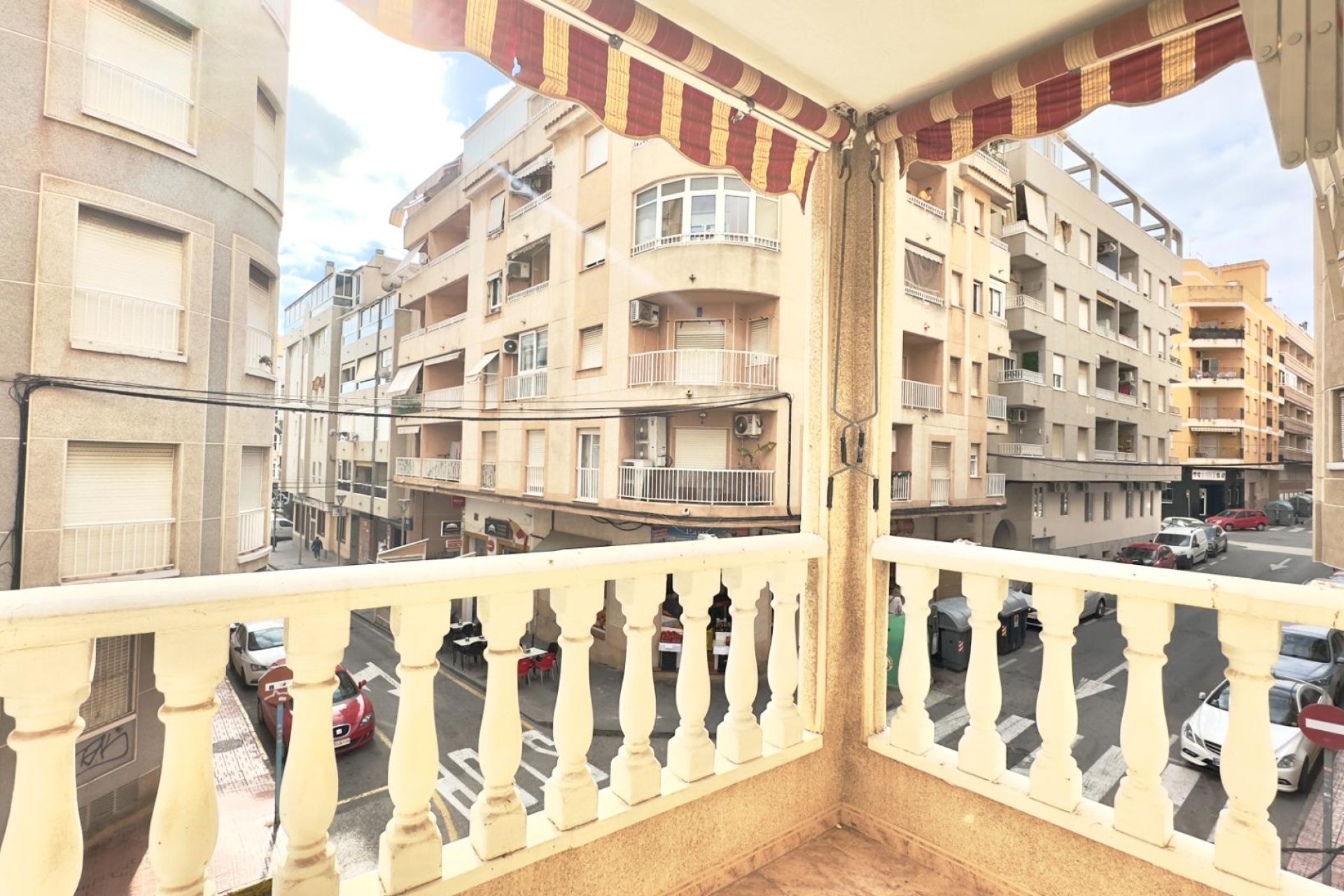 Revente - Appartement -
Torrevieja - Centro