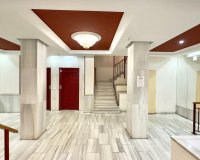 Revente - Appartement -
Torrevieja - Centro