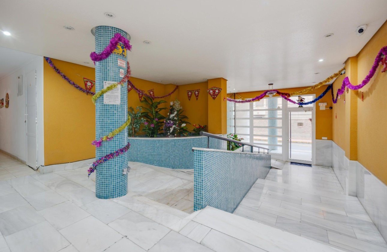 Revente - Appartement -
Torrevieja - Centro