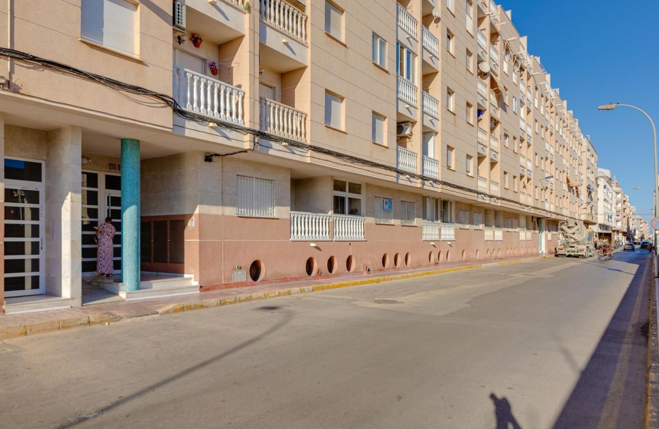 Revente - Appartement -
Torrevieja - Centro