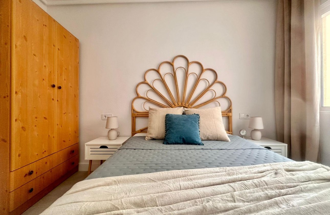 Revente - Appartement -
Torrevieja - Centro