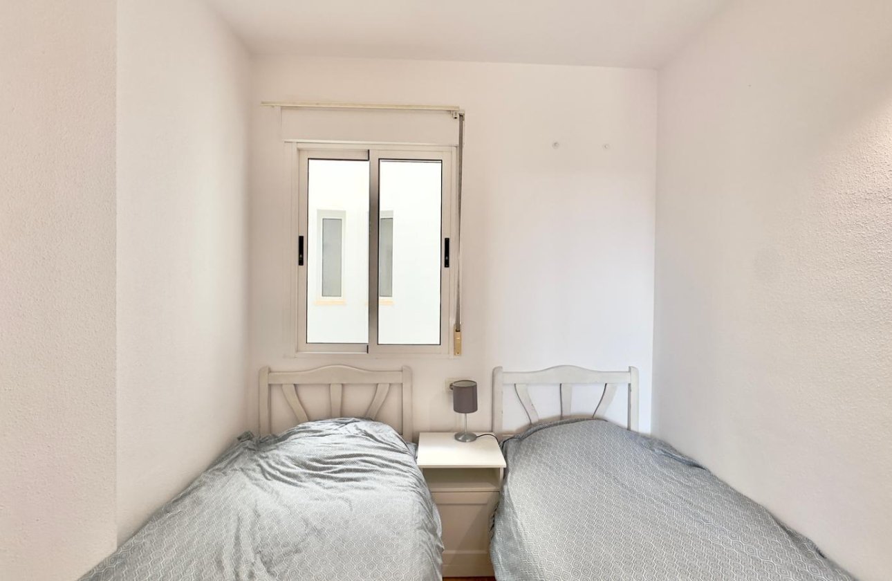 Revente - Appartement -
Torrevieja - Centro