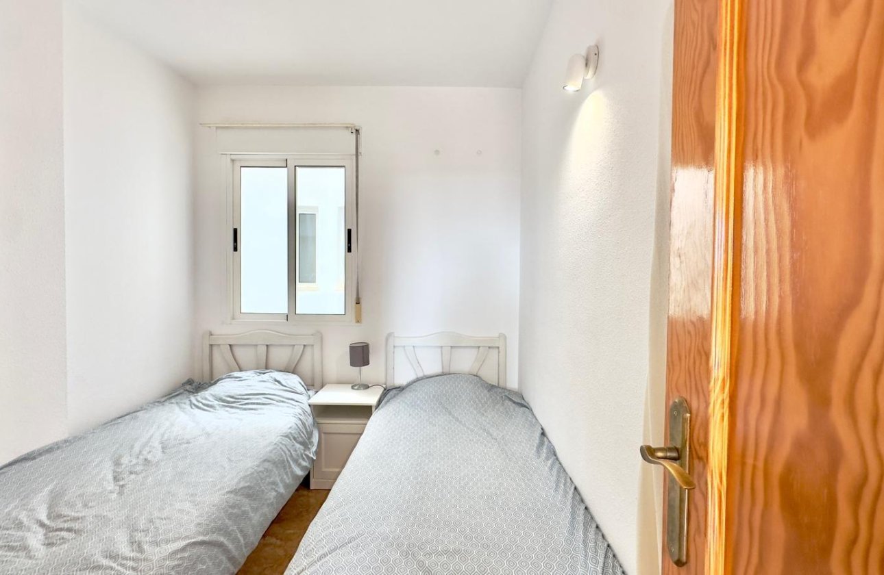 Revente - Appartement -
Torrevieja - Centro