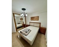 Revente - Appartement -
Torrevieja - Centro