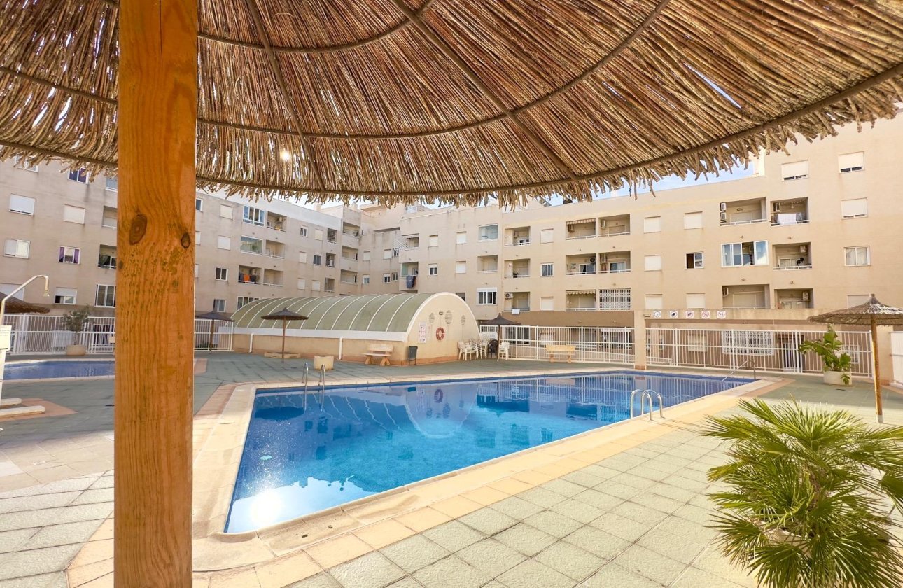 Revente - Appartement -
Torrevieja - Centro