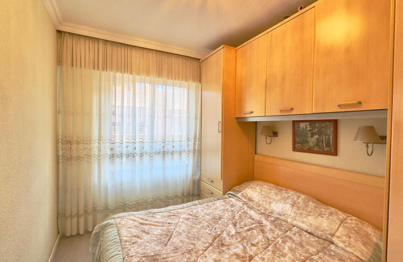 Revente - Appartement -
Torrevieja - Centro