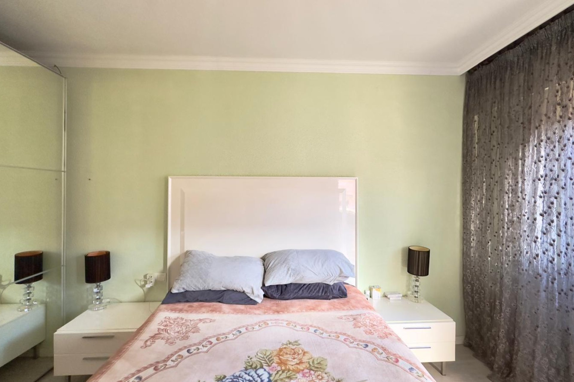 Revente - Appartement -
Torrevieja - Centro