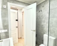 Revente - Appartement -
Torrevieja - Centro