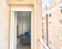 Revente - Appartement -
Torrevieja - Centro