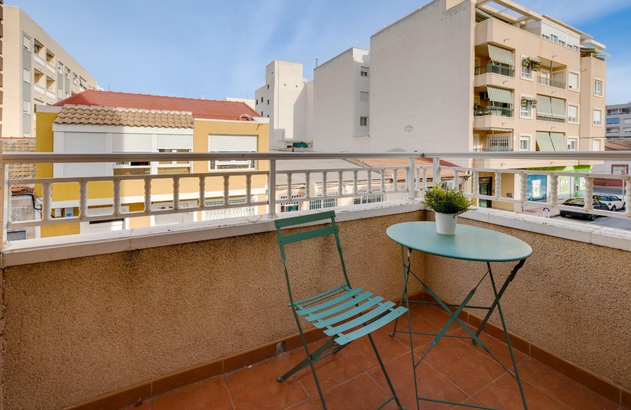 Revente - Appartement -
Torrevieja - Centro