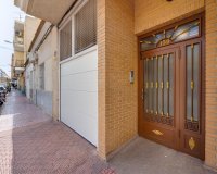 Revente - Appartement -
Torrevieja - Centro