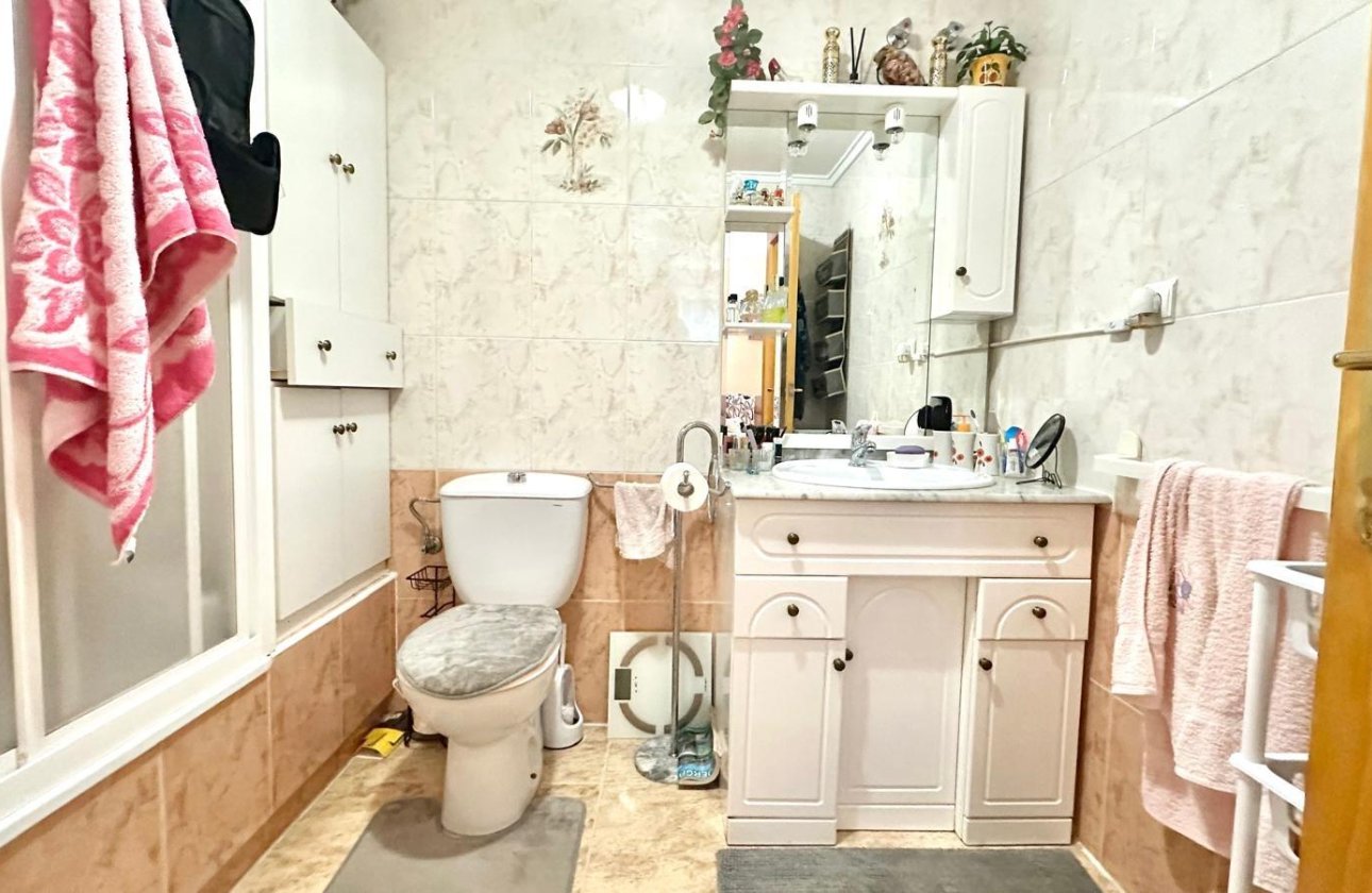 Revente - Appartement -
Torrevieja - Centro