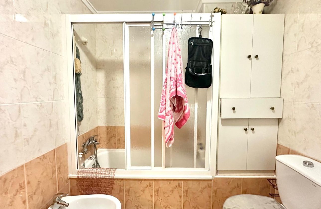 Revente - Appartement -
Torrevieja - Centro