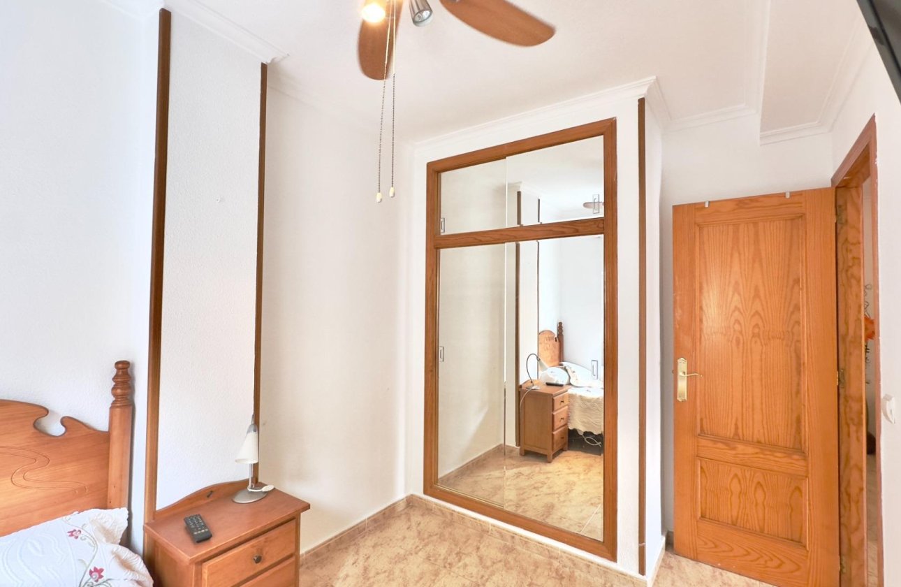 Revente - Appartement -
Torrevieja - Centro