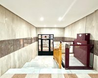 Revente - Appartement -
Torrevieja - Centro