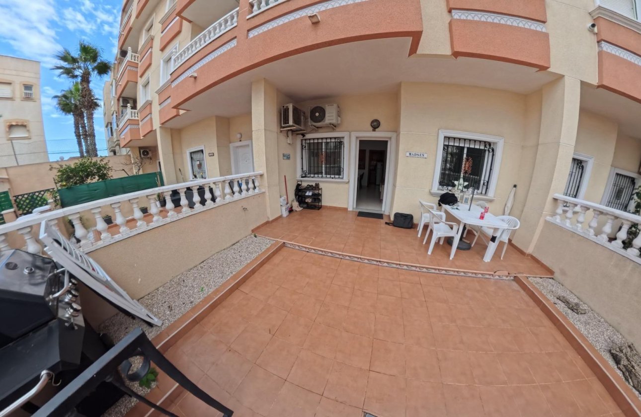 Revente - Appartement -
Torrevieja - Centro
