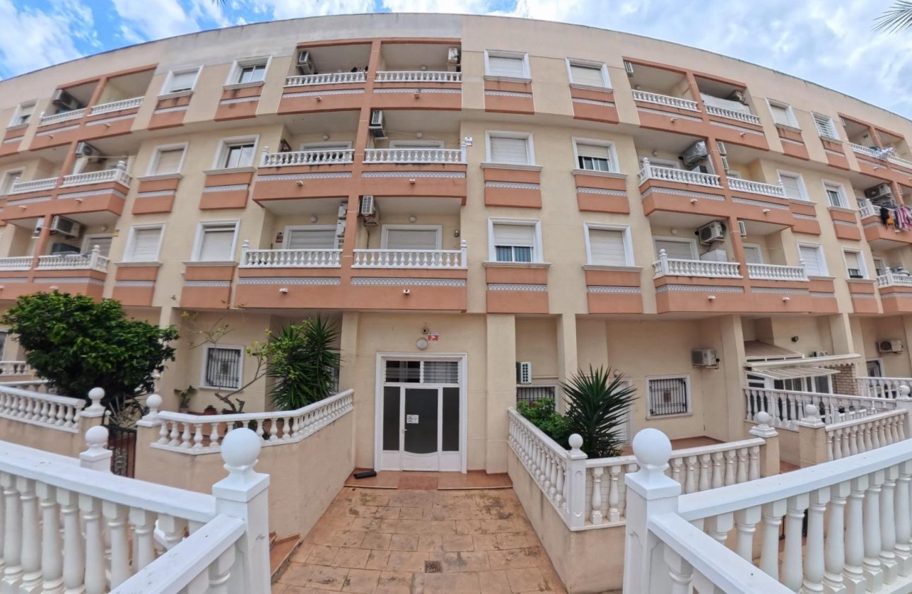 Revente - Appartement -
Torrevieja - Centro