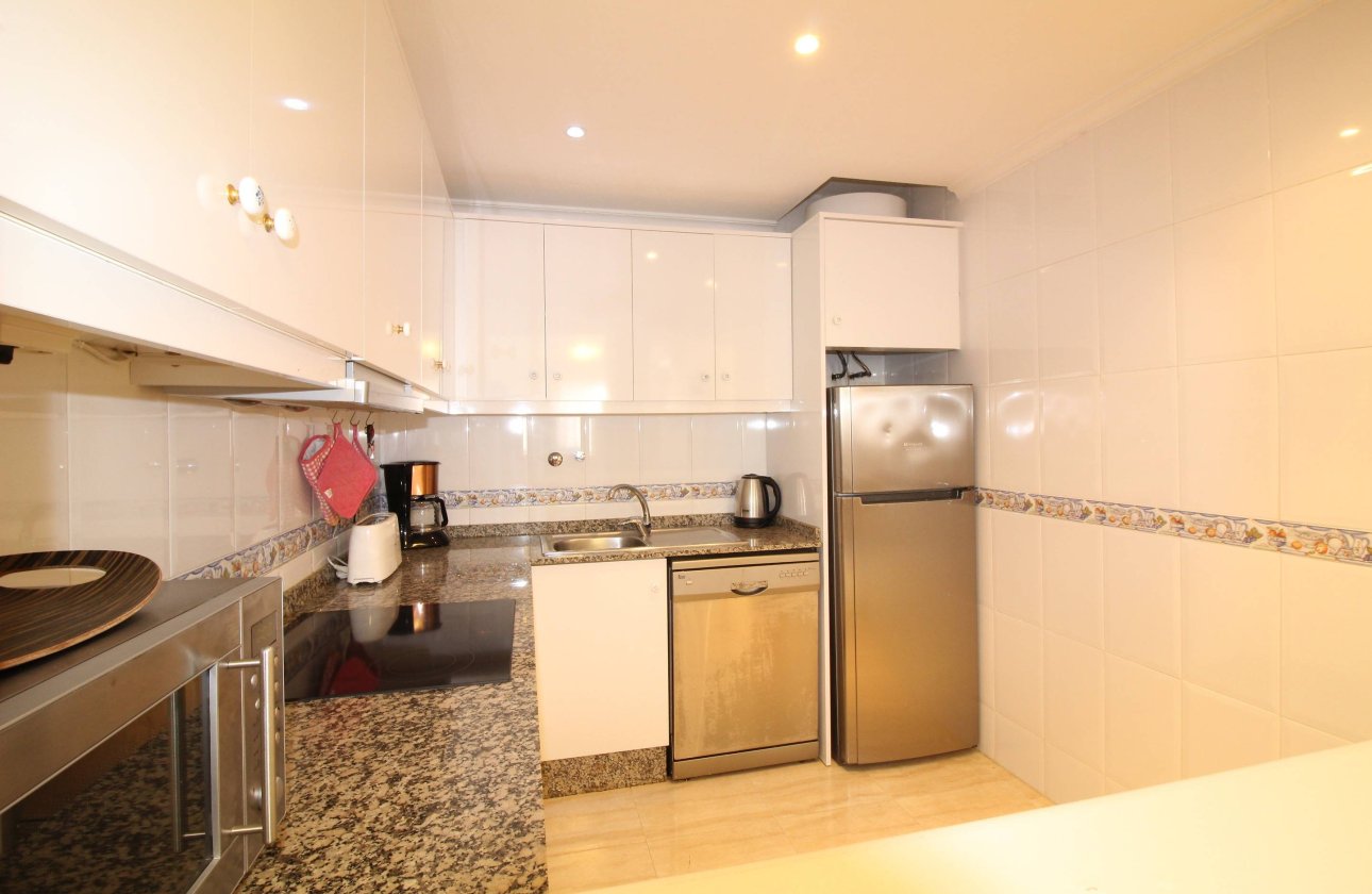 Revente - Appartement -
Torrevieja - Centro