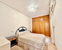 Revente - Appartement -
Torrevieja - Centro