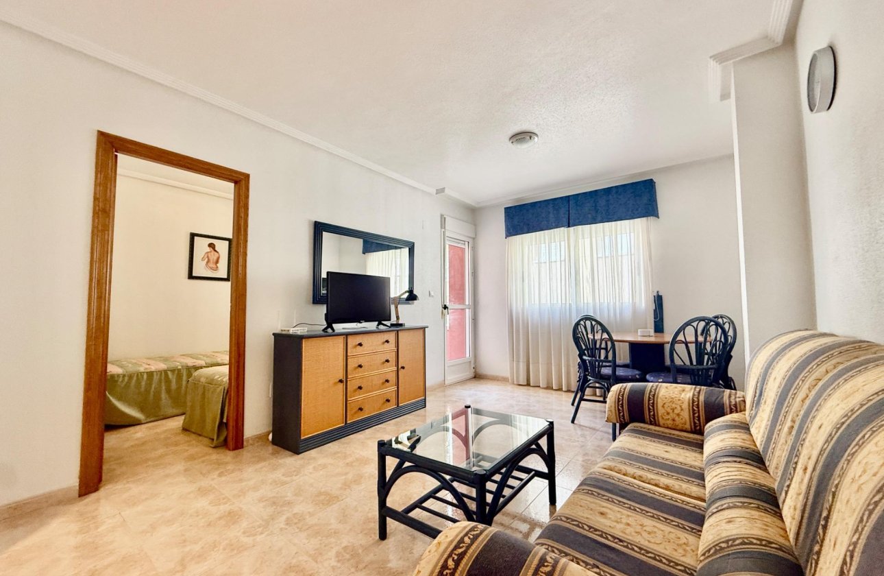 Revente - Appartement -
Torrevieja - Centro