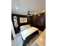 Revente - Appartement -
Torrevieja - Centro