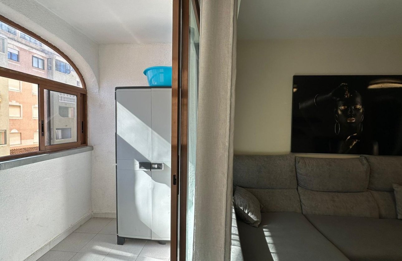 Revente - Appartement -
Torrevieja - Centro