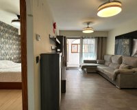 Revente - Appartement -
Torrevieja - Centro