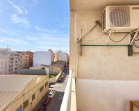 Revente - Appartement -
Torrevieja - Centro