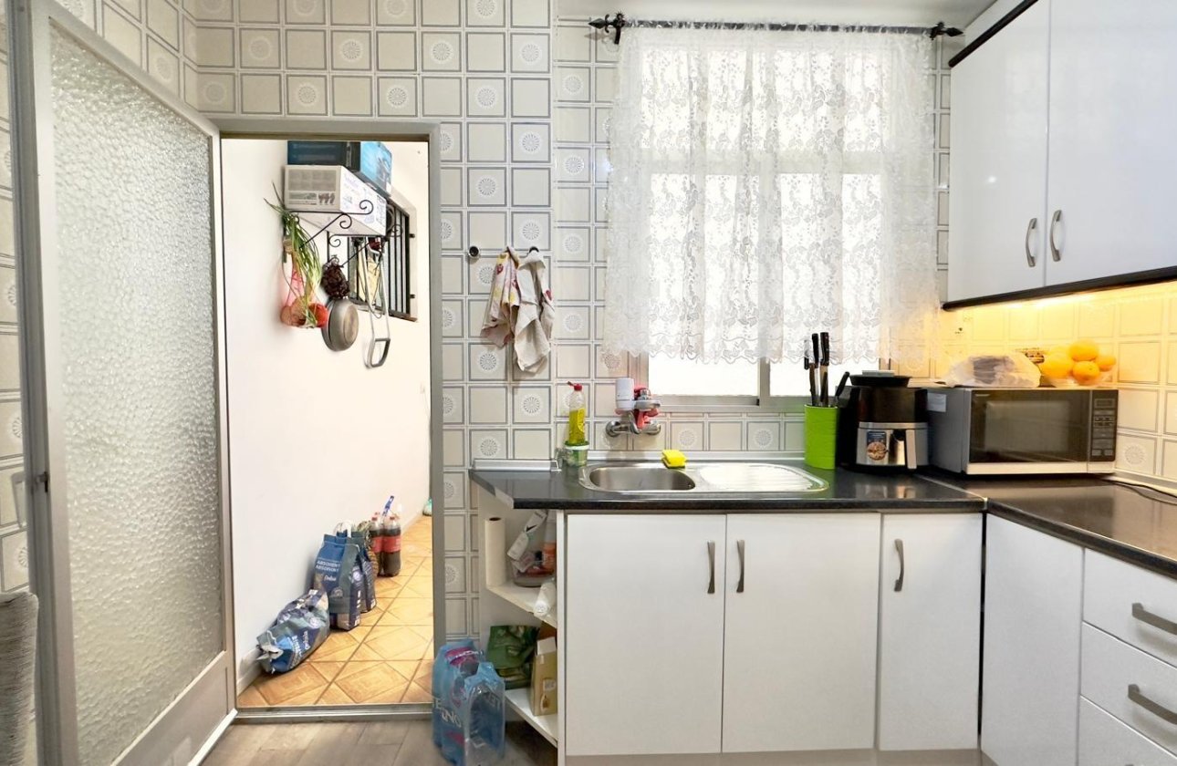 Revente - Appartement -
Torrevieja - Centro