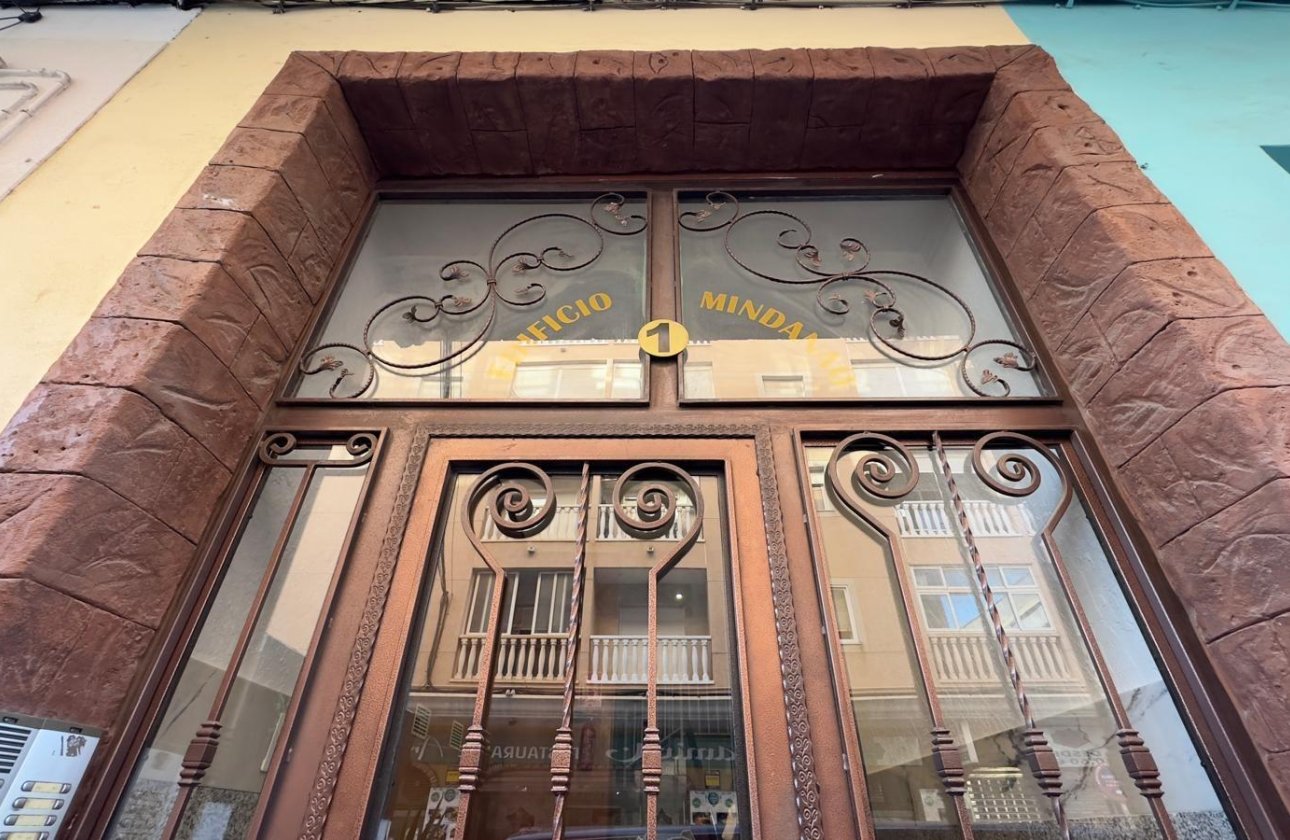 Revente - Appartement -
Torrevieja - Centro