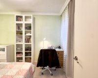 Revente - Appartement -
Torrevieja - Centro