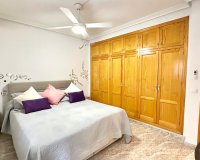 Revente - Appartement -
Torrevieja - Centro