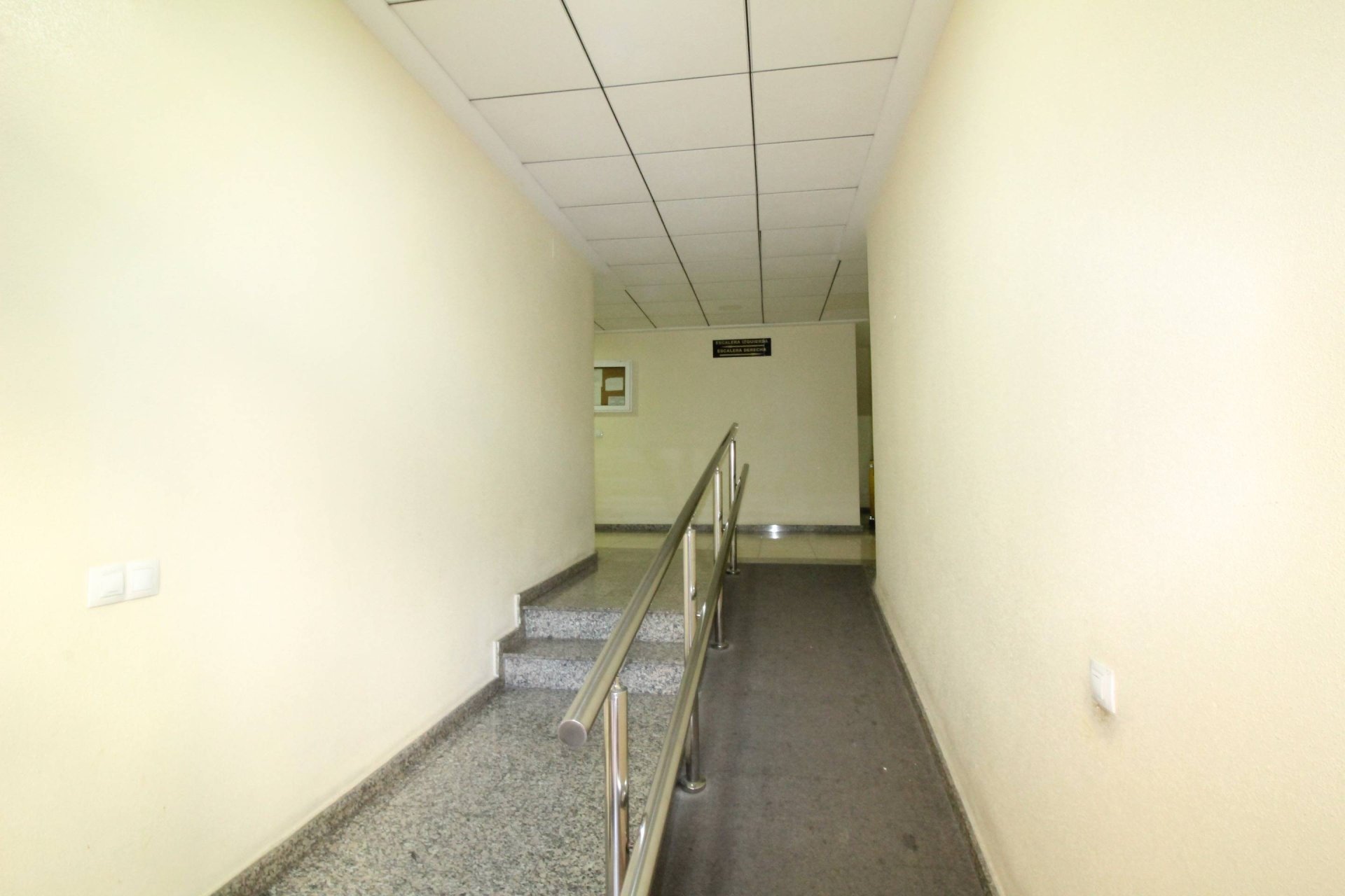 Revente - Appartement -
Torrevieja - Centro