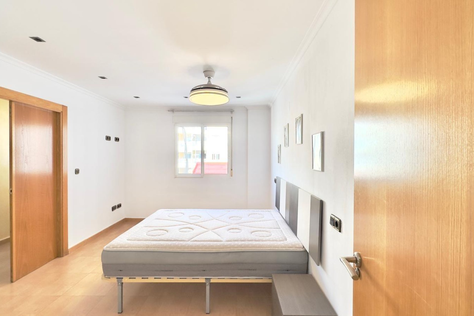 Revente - Appartement -
Torrevieja - Centro