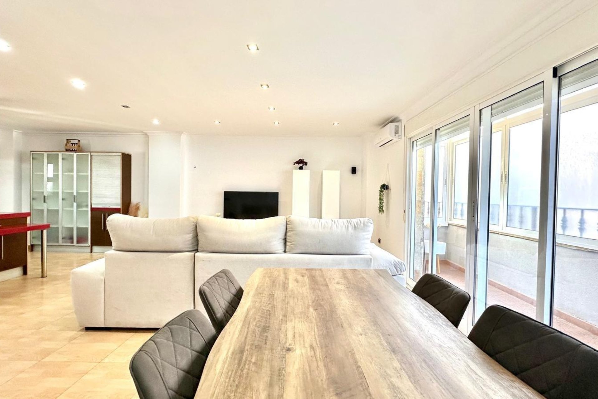 Revente - Appartement -
Torrevieja - Centro