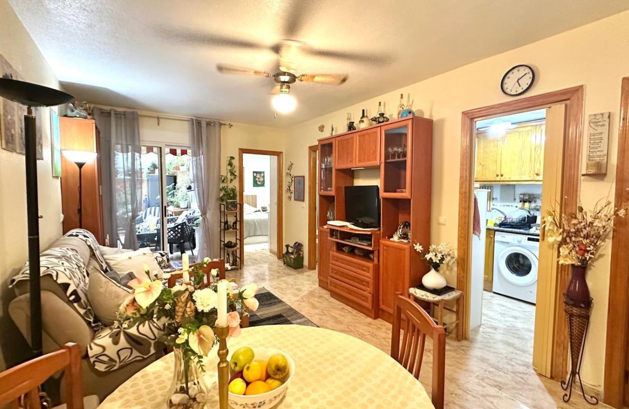 Revente - Appartement -
Torrevieja - Centro