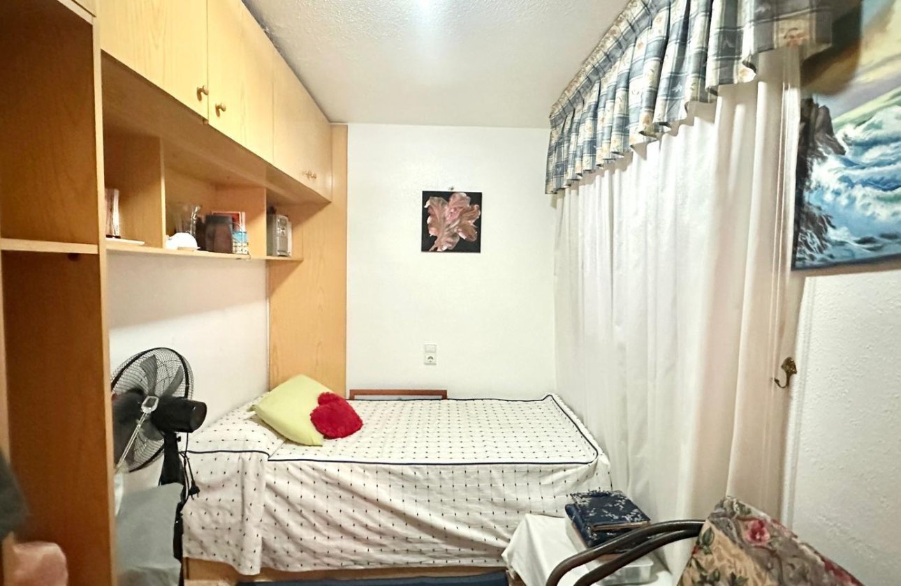 Revente - Appartement -
Torrevieja - Centro