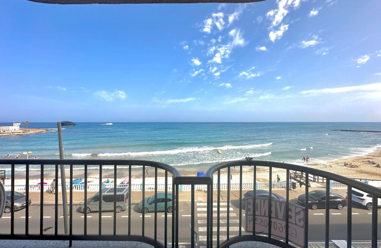 Revente - Appartement -
Torrevieja - Centro