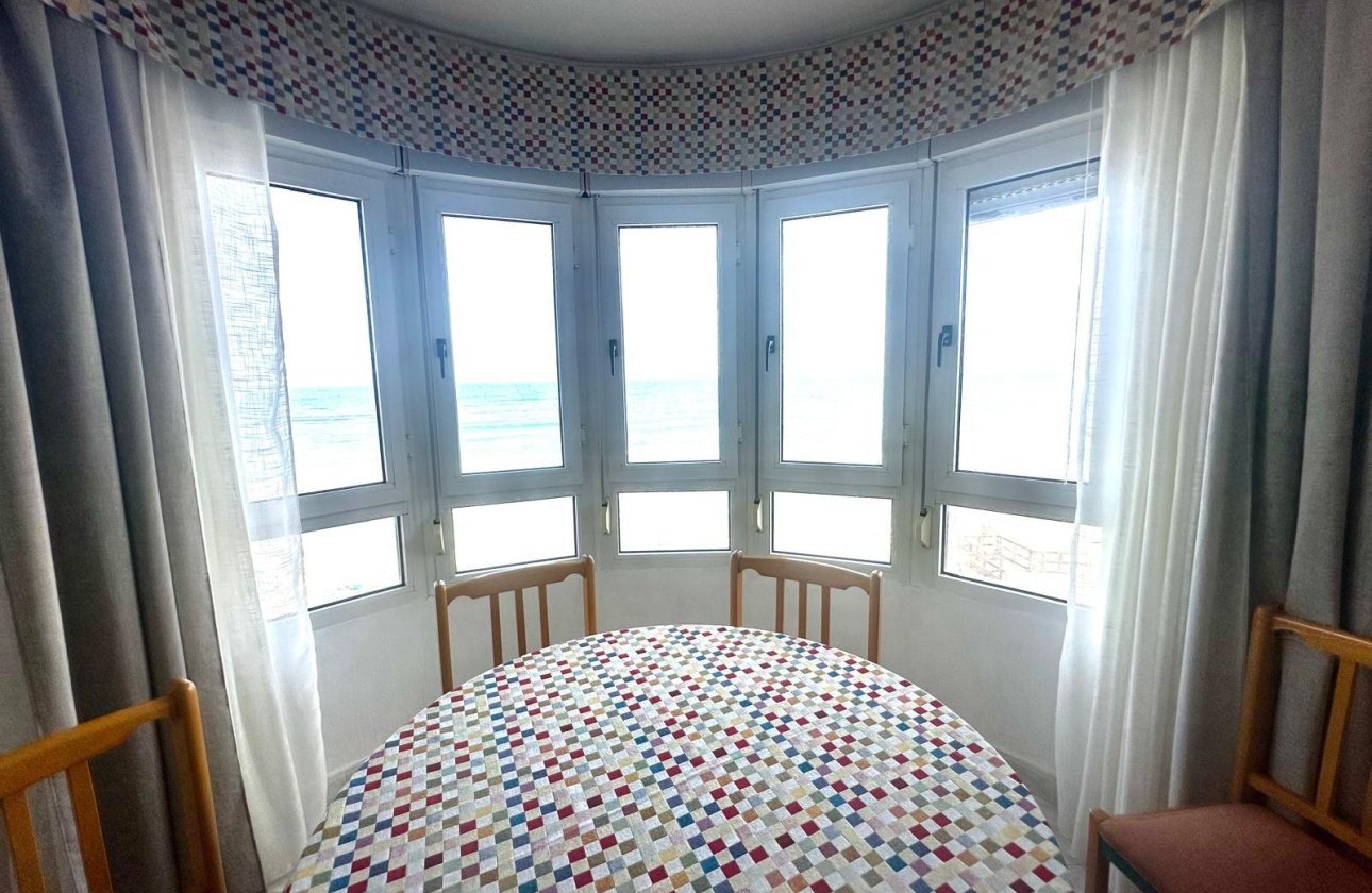 Revente - Appartement -
Torrevieja - Centro