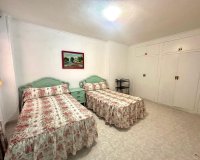 Revente - Appartement -
Torrevieja - Centro
