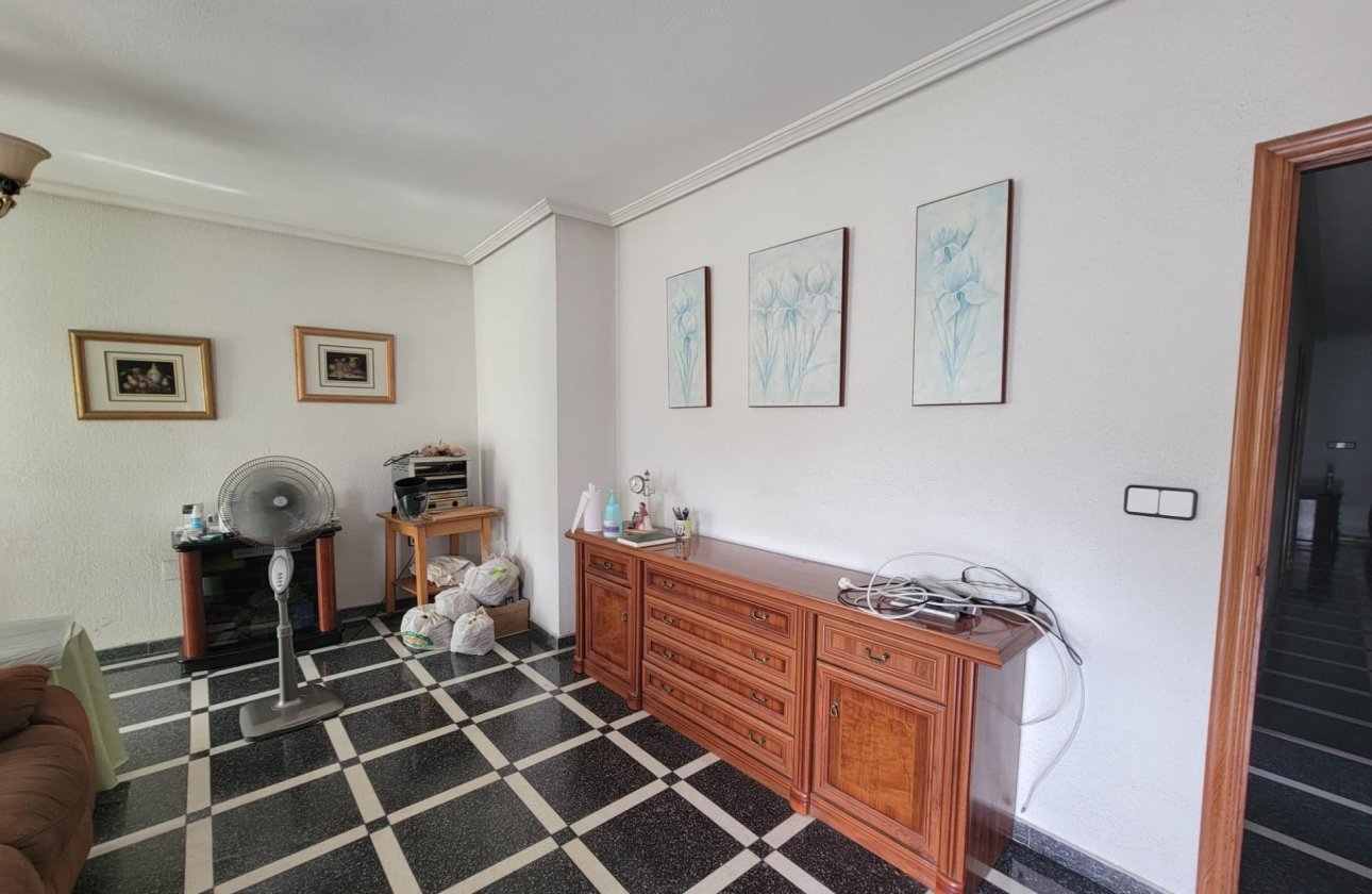 Revente - Appartement -
Torrevieja - Centro