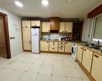 Revente - Appartement -
Torrevieja - Centro