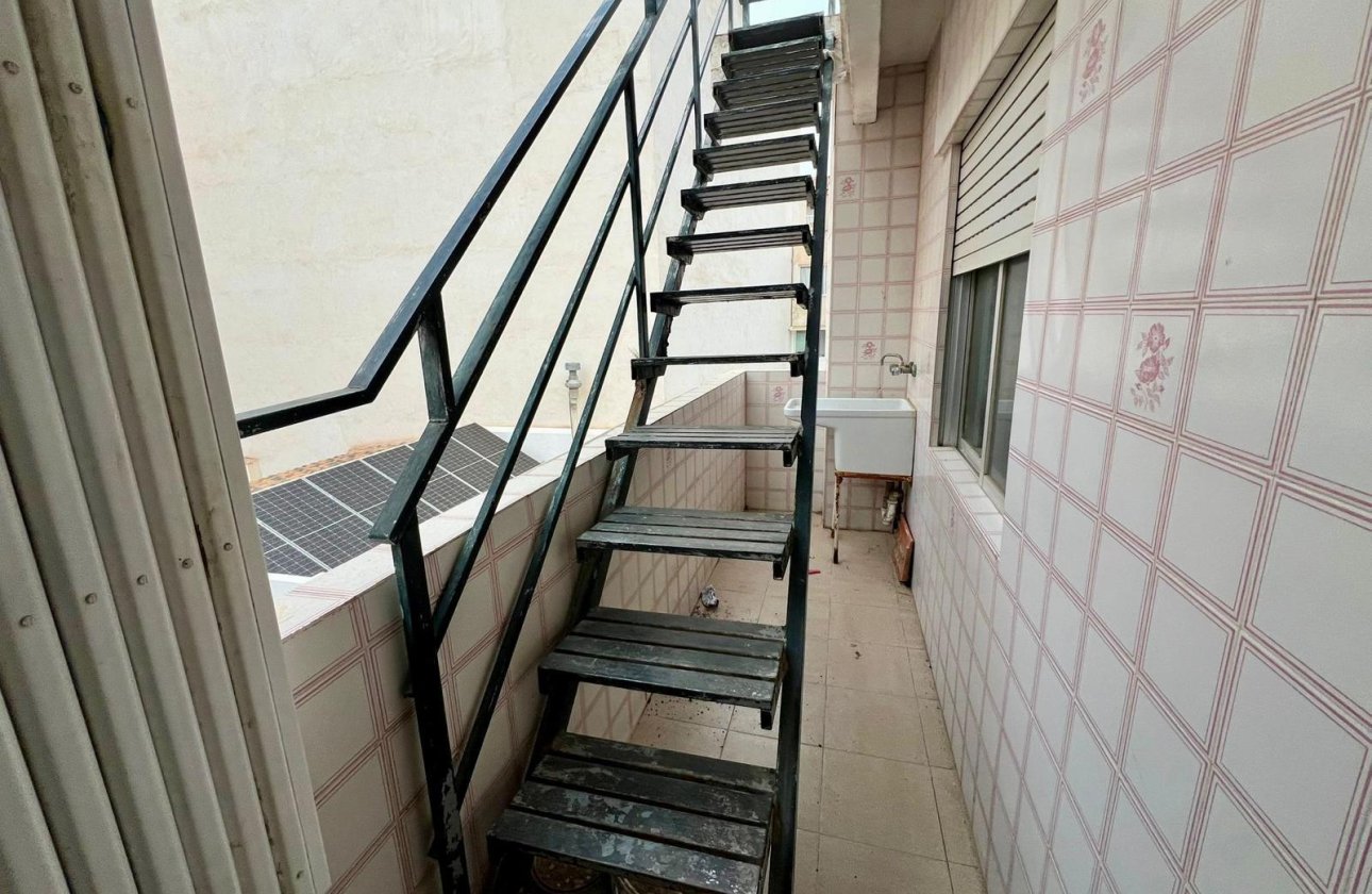 Revente - Appartement -
Torrevieja - Centro