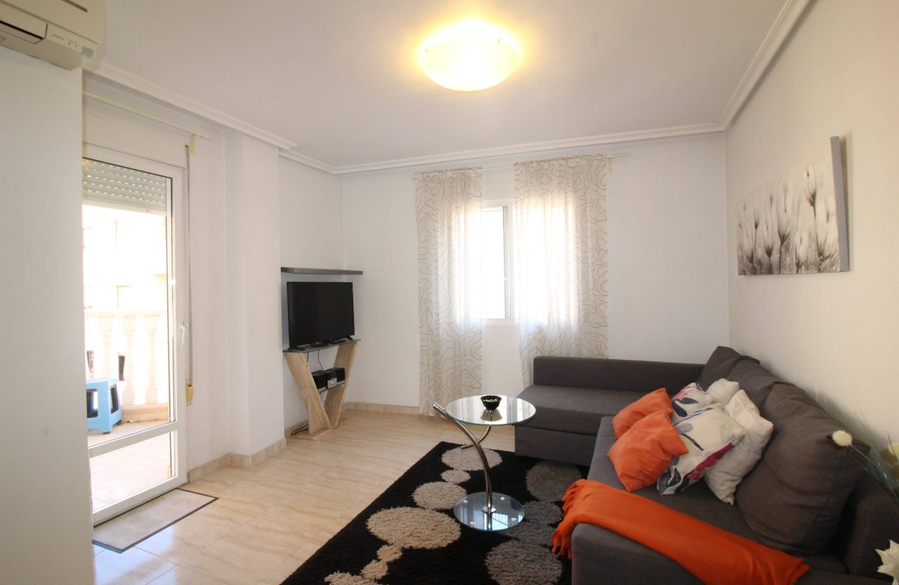 Revente - Appartement -
Torrevieja - Centro