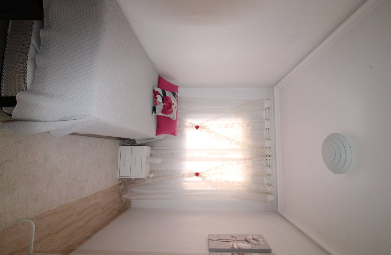 Revente - Appartement -
Torrevieja - Centro