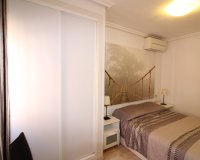 Revente - Appartement -
Torrevieja - Centro